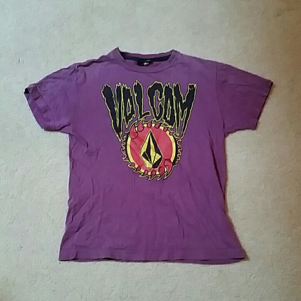 Pre Owned Purple Volcom Shirt